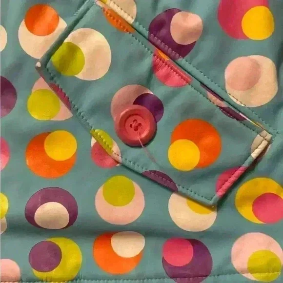 Adorable polkadot rain jacket - Picture 4 of 11
